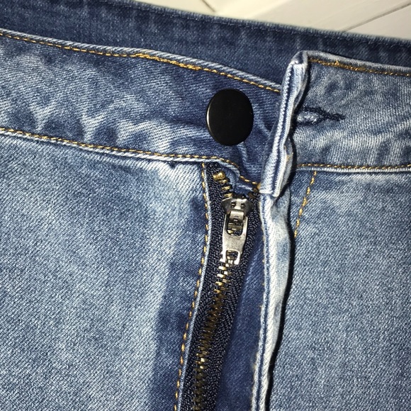 Chrysanthemum Flare Jeans - Picture 7 of 8